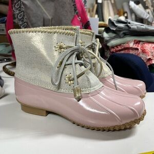 Jack Rogers boots NEVER WORN